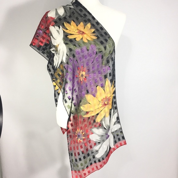 Scarf Multicolored Flowers Red Black Purple Yellow - Picture 1 of 15